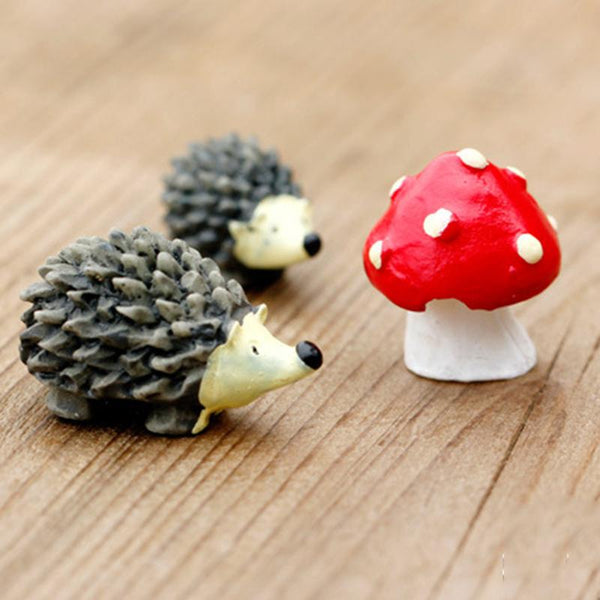 Baby And Mama Hedgehog Garden Decor