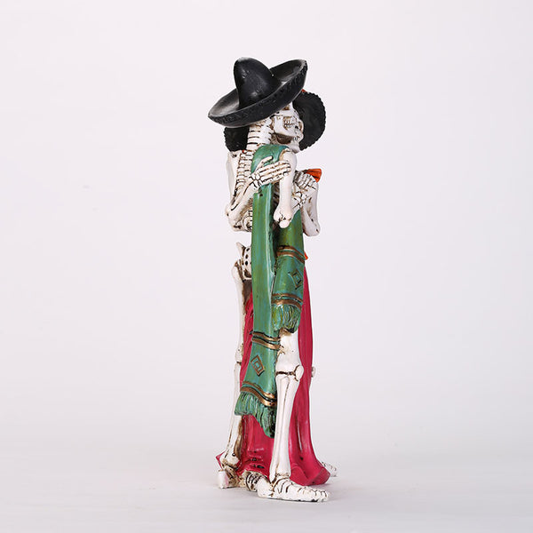 Couple Skeleton Garden Sculpture